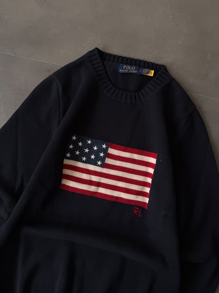 Navy‑blue knitted T-shirt