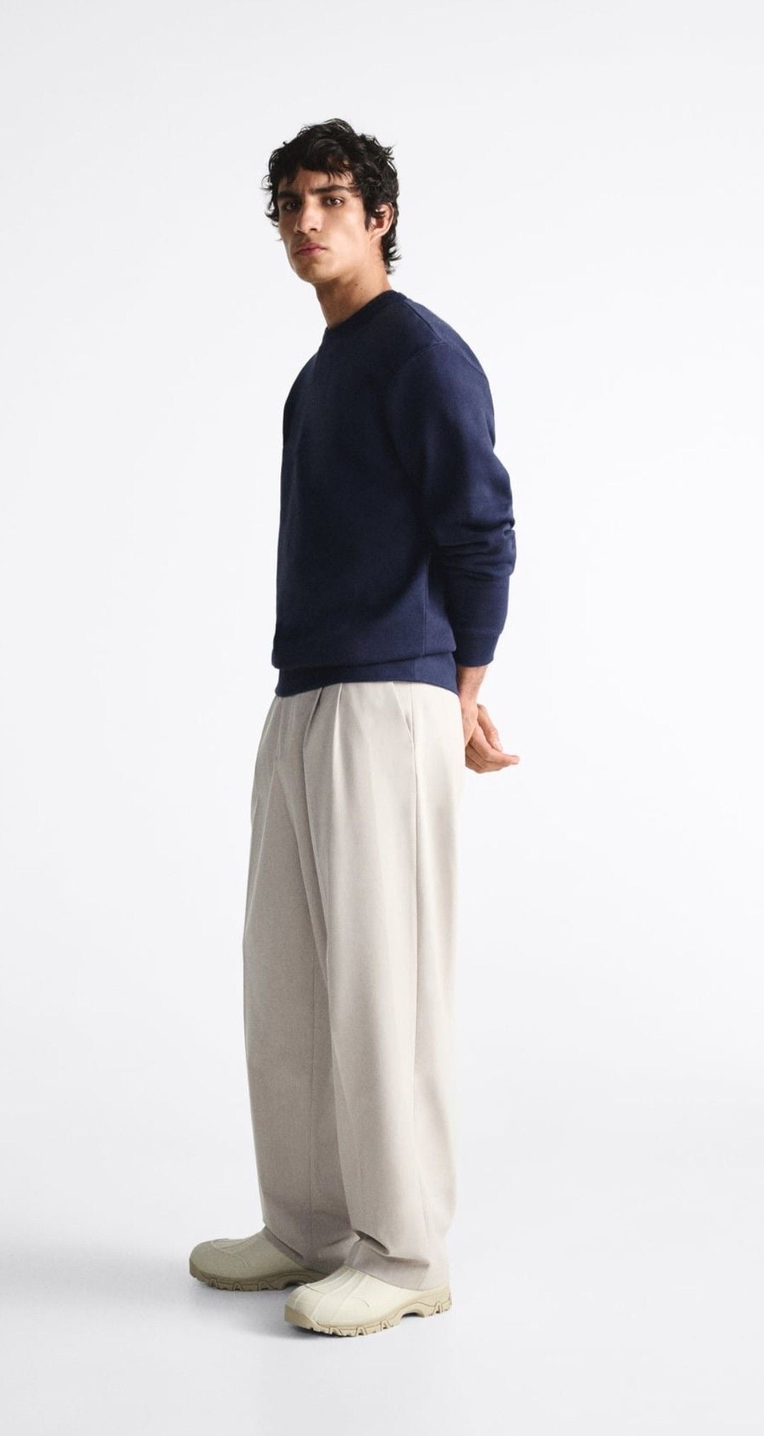 Navy blue crew neck T-shirt