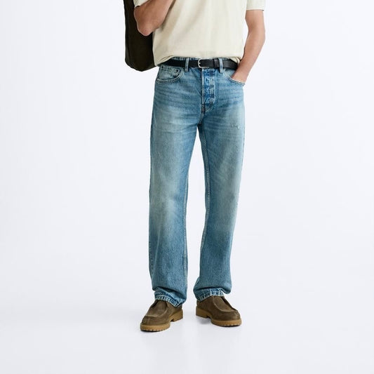 straight‑fit denim