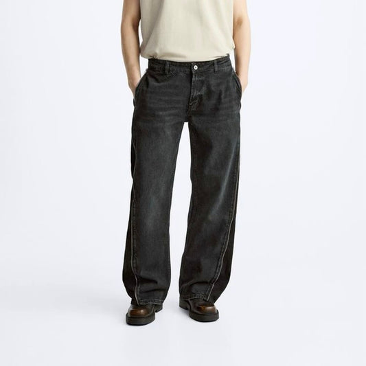 straight‑fit denim