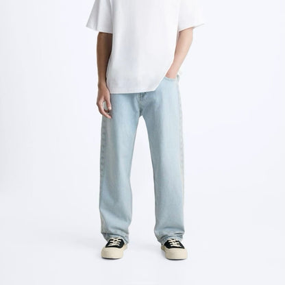 straight‑fit denim