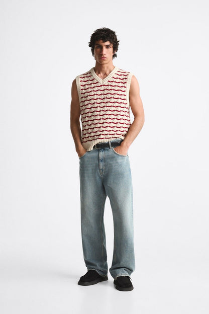 straight‑fit denim