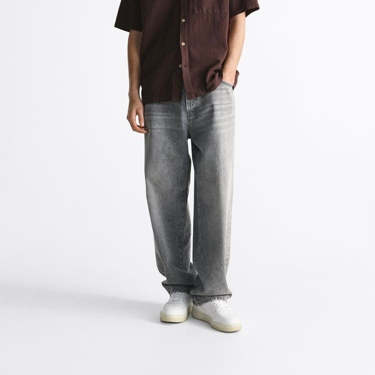 straight‑fit denim